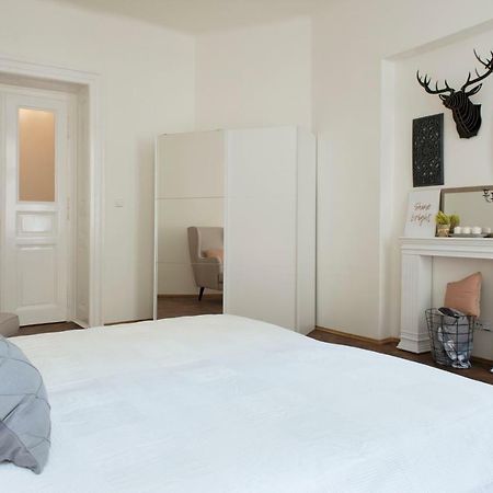 Apartament Kent Ridge Loft Praga Zewnętrze zdjęcie