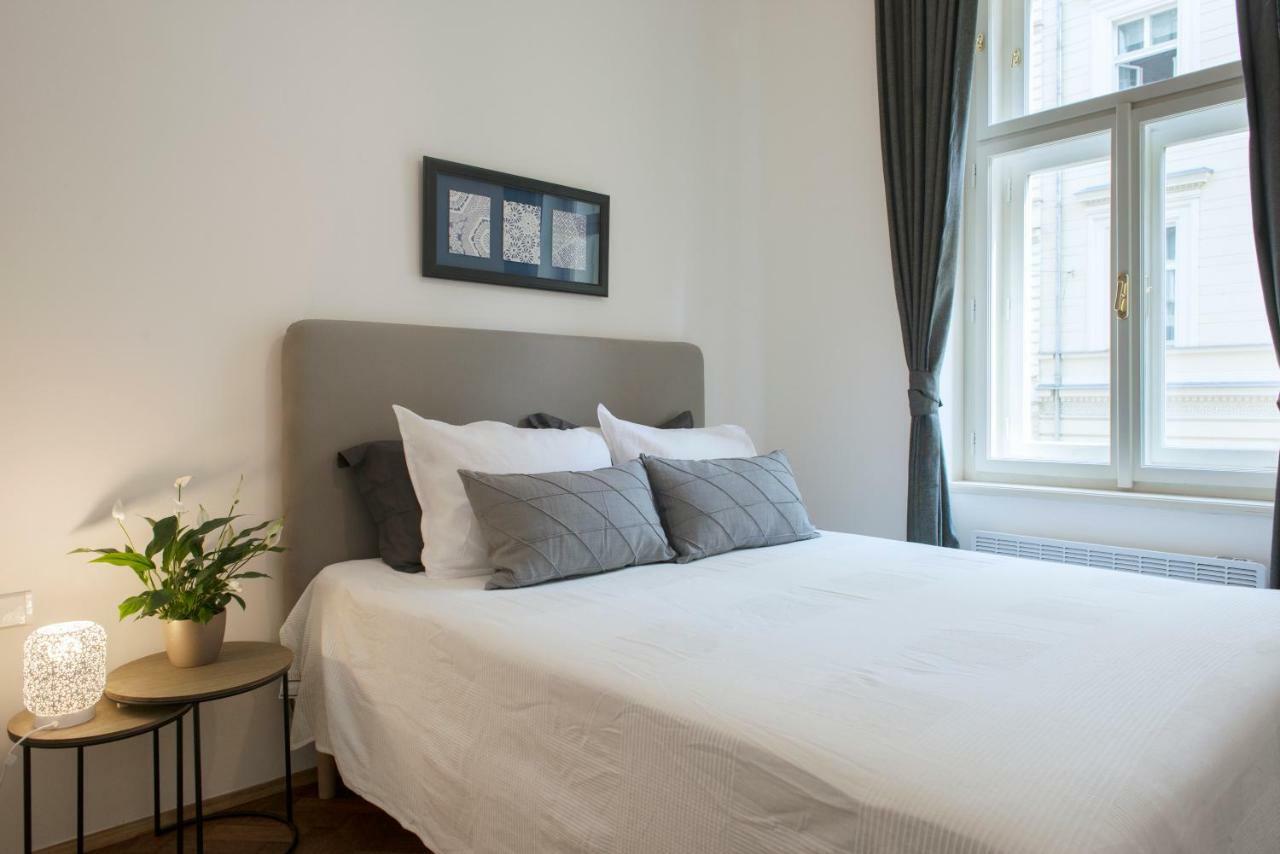 Apartament Kent Ridge Loft Praga Zewnętrze zdjęcie